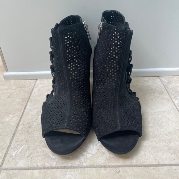 Vince Camuto Elison Nubuck Leather Peep Toe Heeled Sandal Bootie, Size 9M, Black - Picture 4 of 9